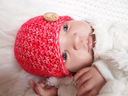 gehaakte-baby-beanie-muts-met-knoop