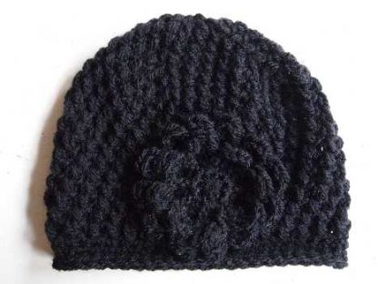 Zwarte beanie muts. - Afbeelding 2