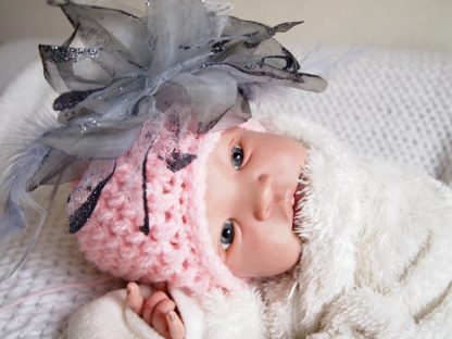 Baby beanieklot grote bloem.
