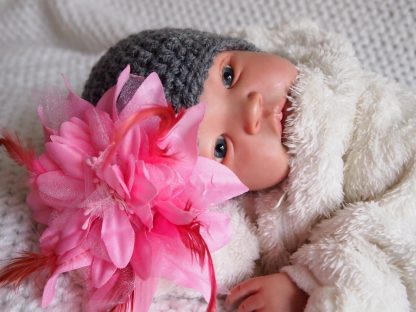 Baby beanieklot met grote bloem. - Afbeelding 2