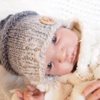 baby-beanie-muts-met-knoop