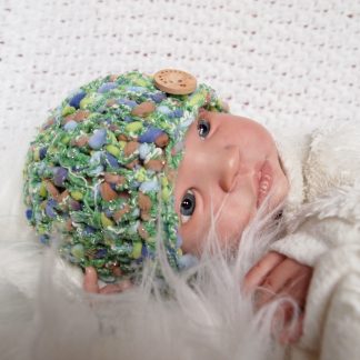 gehaakte-baby-beanie-knoopmuts