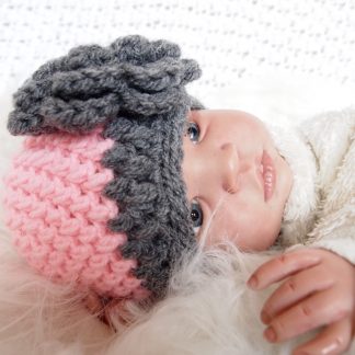 gehaakte-baby-beanie-met-bloem