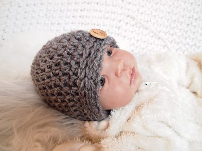 baby-beanie-muts-met-knoop