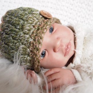 gehaakte-baby-beanie-muts-met-knoop