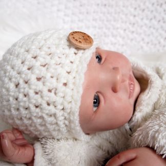 gehaakte-baby-beanie-knoopmuts