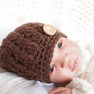 gehaakte-baby-beanieklot-met-knoop