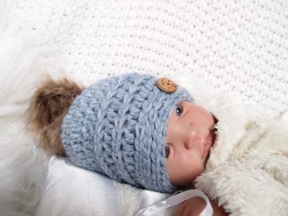 gehaakte-baby-beanie-muts-met-pluim