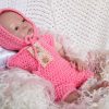 baby-mutsje-met-romper