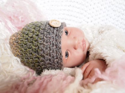 gehaakt-baby-beanie-mutsje-met-knoop