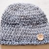 baby-beanie-muts-met-knoop