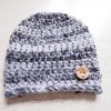 baby-beanie-met-knoop