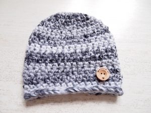 baby-beanie-met-knoop