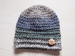 baby-beanie-met-knoop