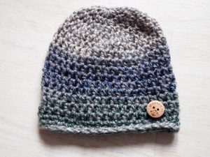 beanie-mutsje-met-knoop