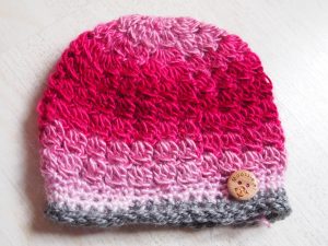 baby-beanie-met-knoop