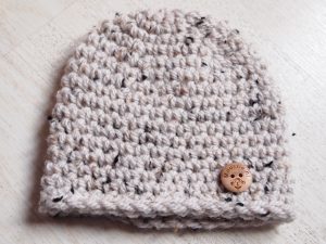 baby-beanie-met-knoop