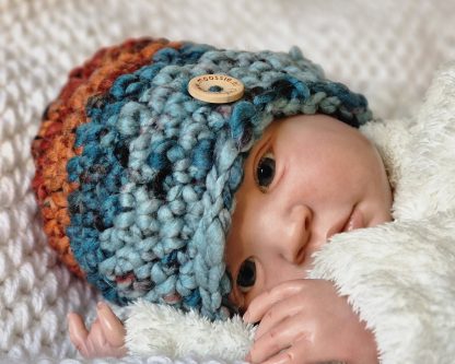 gehaakt-baby-mutsje-met-knoop